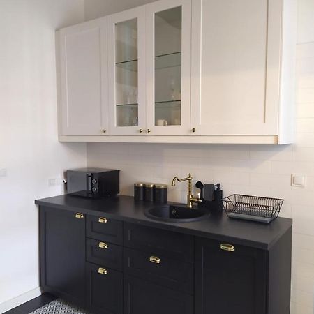Ndm Apartament Warschau Buitenkant foto