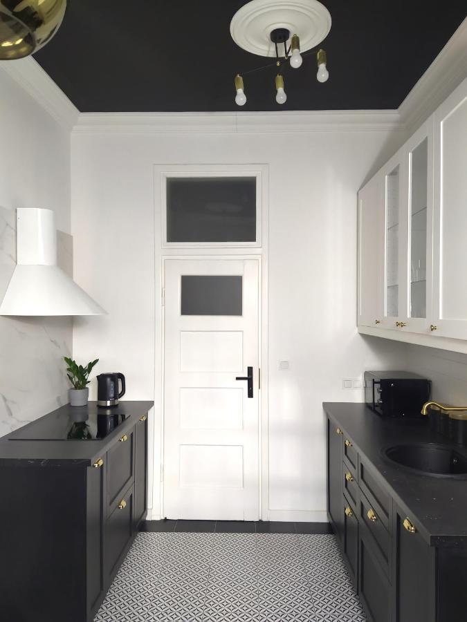 Ndm Apartament Warschau Buitenkant foto