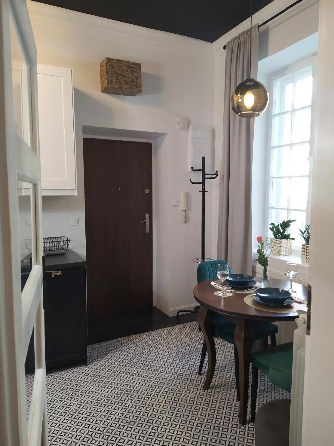 Ndm Apartament Warschau Buitenkant foto
